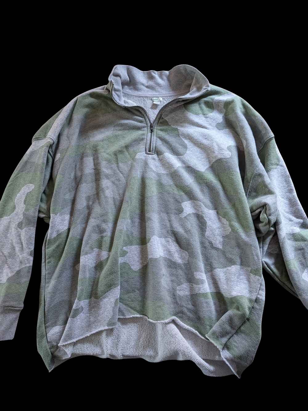 aerie Camo Half-Zip Fleece Pullover in Green & Gray